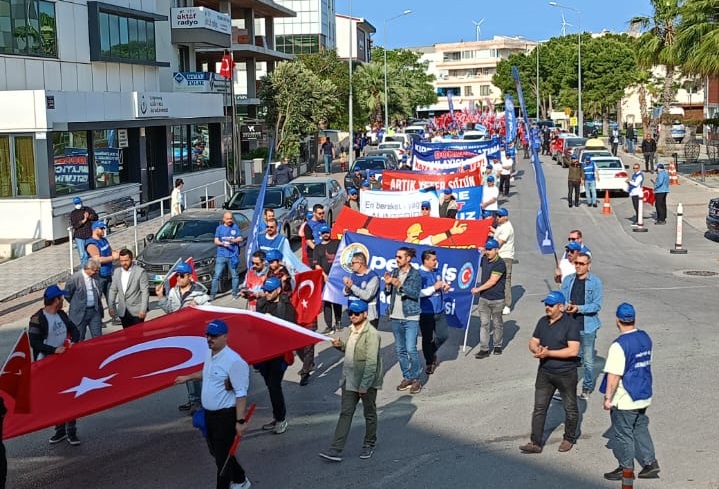 Aliağa'da 1 Mayıs Coşkuyla Kutlandı